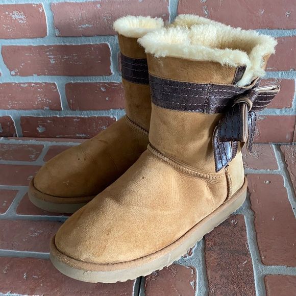 UGG Shoes - Women’s UGG winter boots size 10 check them out very nice thanks 🙏